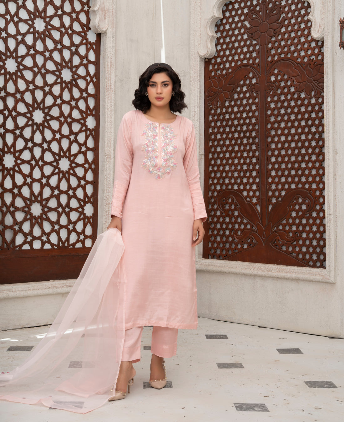 Aks - Pink Embroidered Ada Work 3-Piece Suit
